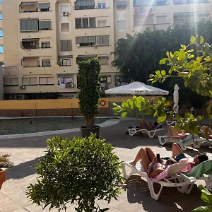 appartement-at-city-center-torremolinos.hotelsinnerja.org/