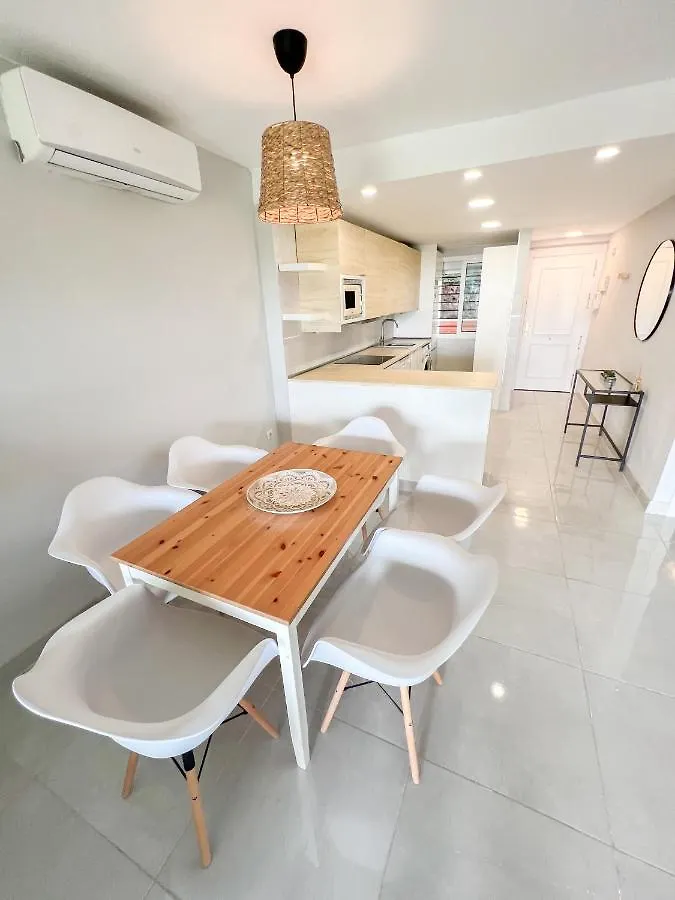 Cozy Apartment With Large Terrace Torremolinos