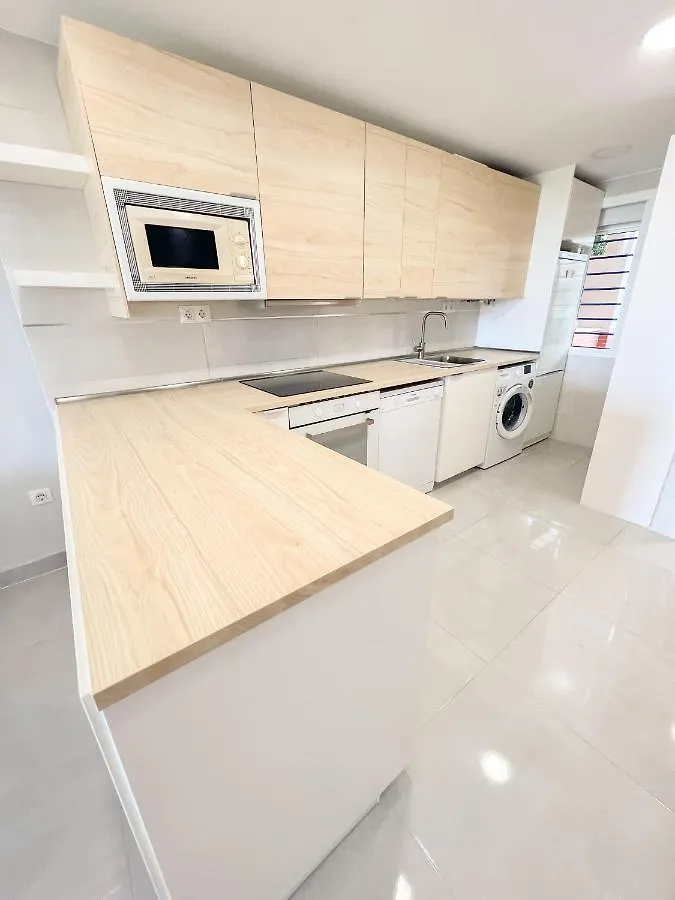 Cozy Apartment With Large Terrace Torremolinos