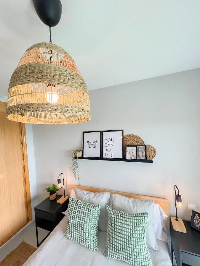 Cozy Apartment With Large Terrace Torremolinos 0*,